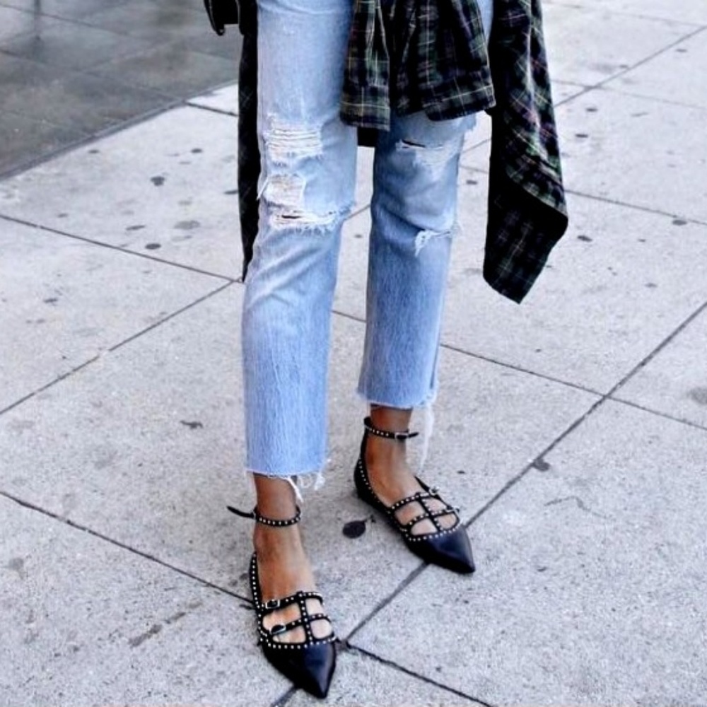 ✔️SOLD ✔️GIVENCHY Piper Stud Ballerina Flats - Picture 1 of 8